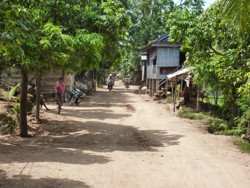 Weef dorp zijden sjaals Cambodja