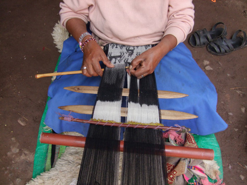 Sjaal weven in Peru