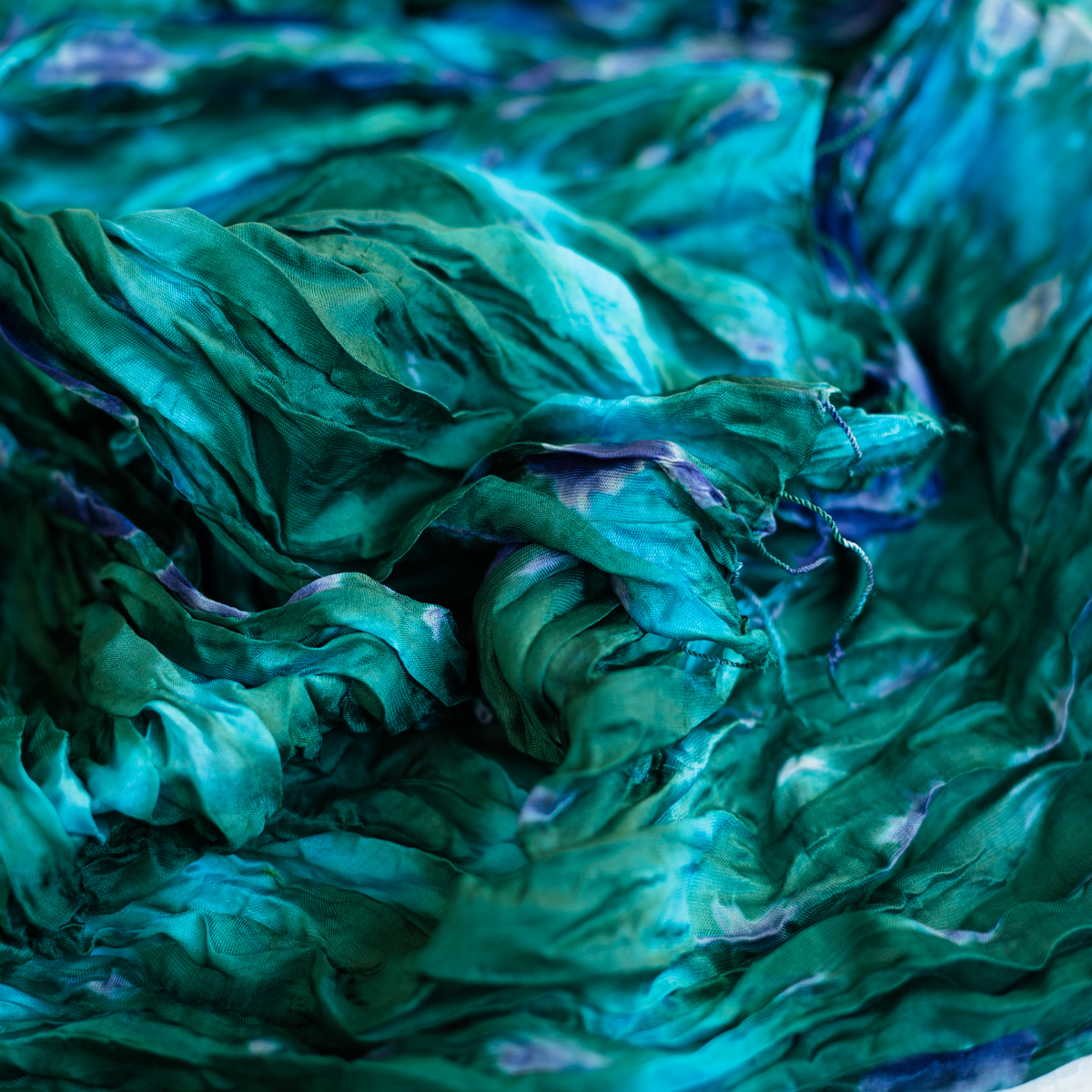 Silk scarf Vinita peacock