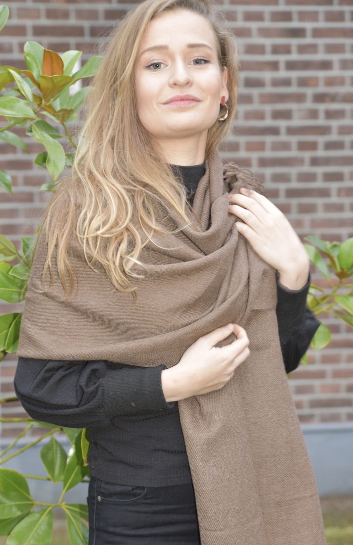 Cashmere stola/sjaal in bruin